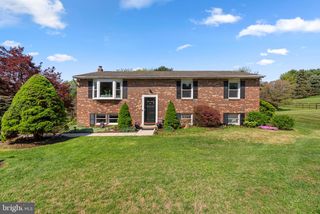 5140 PERRY RD, Mount Airy, MD 21771
