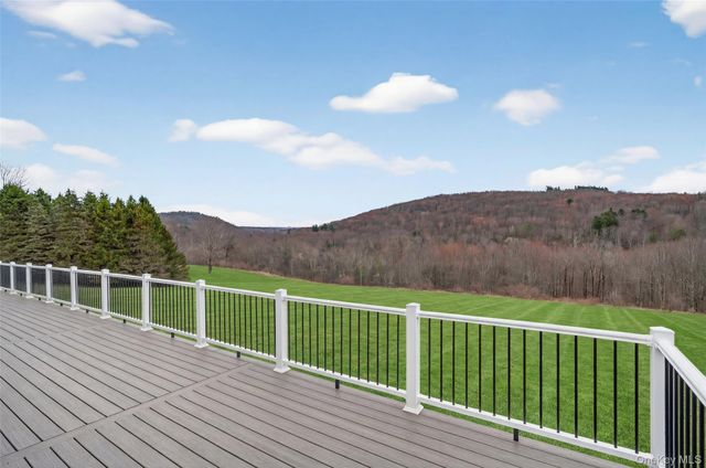 129 Nelson Road, Fremont Center, NY 12736
