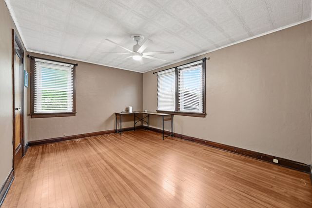 1061 Pacific AVENUE, Brackenridge, PA 15014