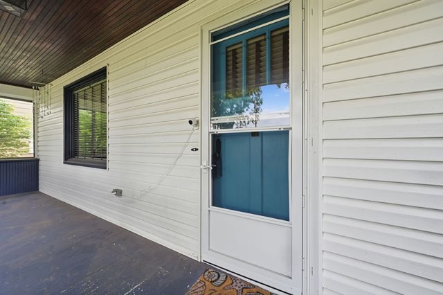 1061 Pacific AVENUE, Brackenridge, PA 15014