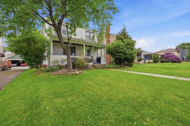 1061 Pacific AVENUE, Brackenridge, PA 15014