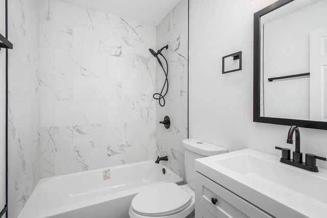 2620 Oklahoma Street, Lake Station, IN 46405