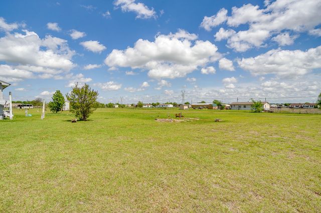 8312 Alston Court, Joshua, TX 76058
