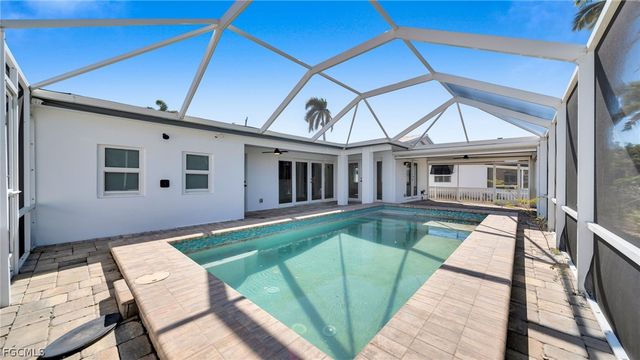 465 Donora BLVD, Fort Myers Beach, FL 33931