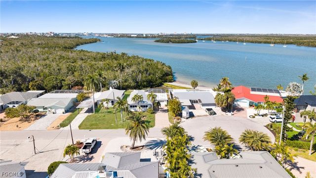 465 Donora BLVD, Fort Myers Beach, FL 33931