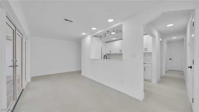 465 Donora BLVD, Fort Myers Beach, FL 33931