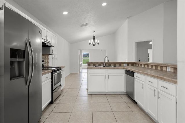142 STONEGATE PASS, Davenport, FL 33897