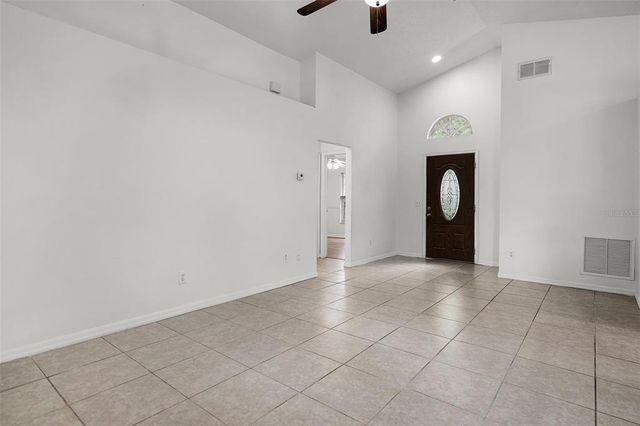 142 STONEGATE PASS, Davenport, FL 33897