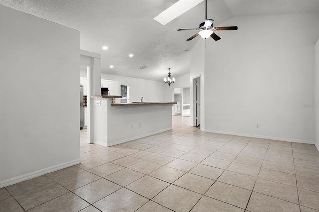142 STONEGATE PASS, Davenport, FL 33897