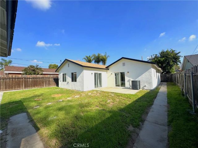 7823 Louise Avenue, Northridge, CA 91325