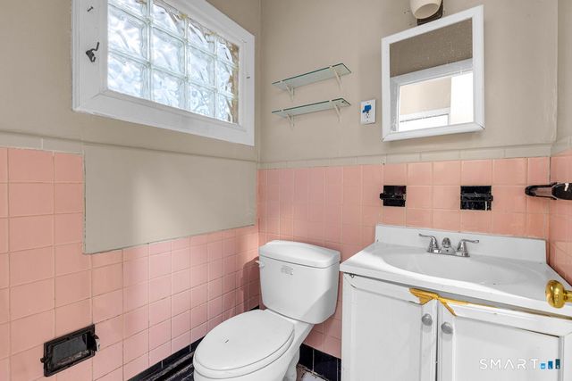 1963 Park Street, Hartford, CT 06106