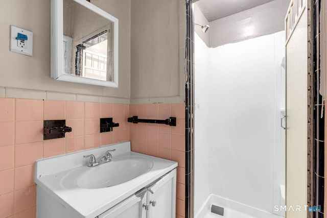 1963 Park Street, Hartford, CT 06106