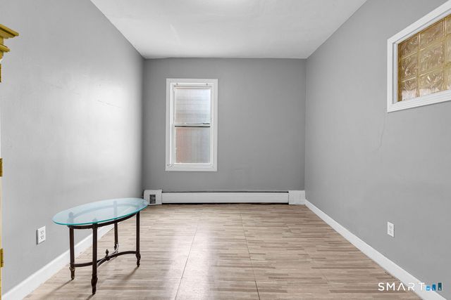 1963 Park Street, Hartford, CT 06106