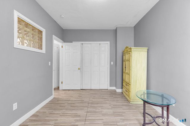 1963 Park Street, Hartford, CT 06106