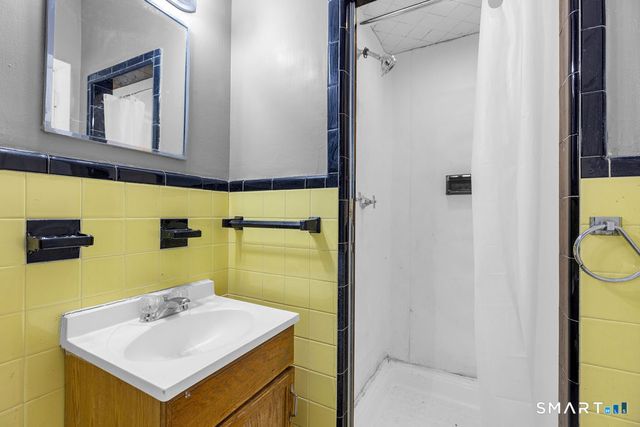 1963 Park Street, Hartford, CT 06106