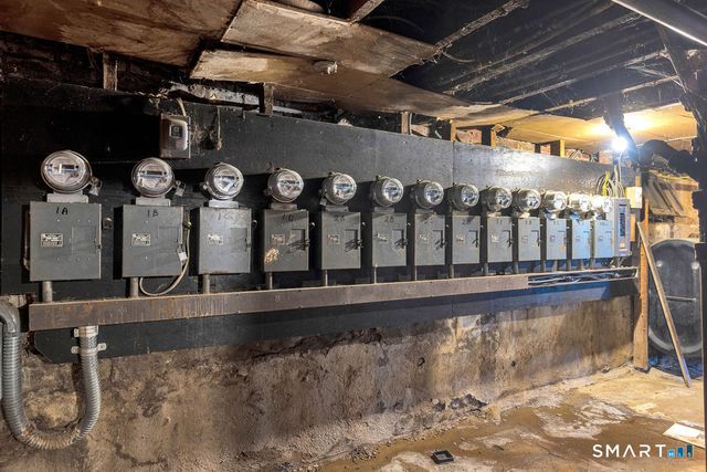 1963 Park Street, Hartford, CT 06106