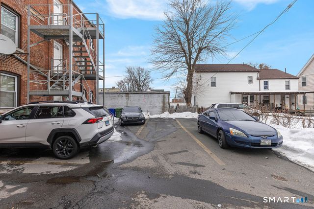 1963 Park Street, Hartford, CT 06106