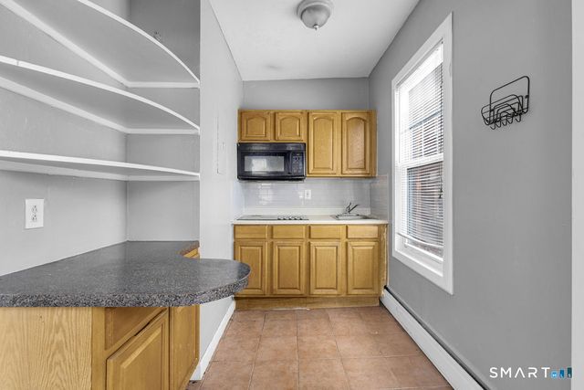 1963 Park Street, Hartford, CT 06106