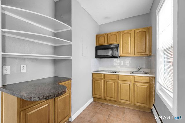 1963 Park Street, Hartford, CT 06106