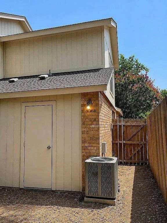 2322 Summer Place Drive, Arlington, TX 76014 — photo 3