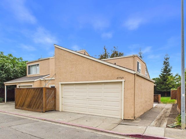27769 Pistachio Court, Hayward, CA 94544