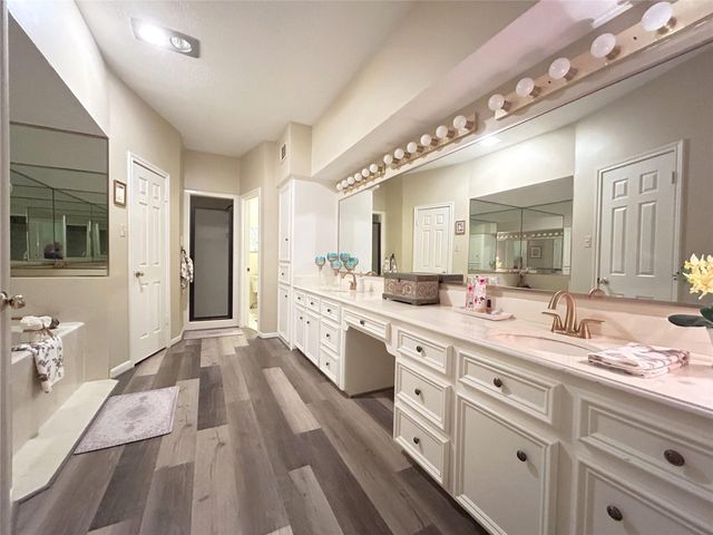 9547 Enstone Circle, Spring, TX 77379