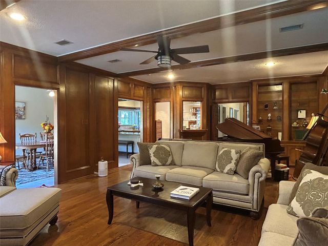 9547 Enstone Circle, Spring, TX 77379