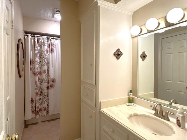 9547 Enstone Circle, Spring, TX 77379