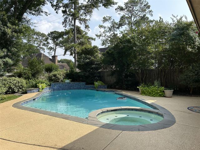 9547 Enstone Circle, Spring, TX 77379