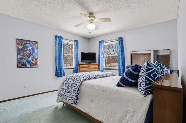 6033 Clearbrook Drive, Stevensville, MI 49127