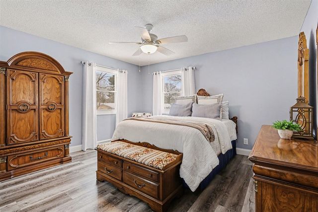 6033 Clearbrook Drive, Stevensville, MI 49127