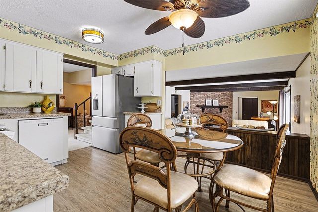 6033 Clearbrook Drive, Stevensville, MI 49127