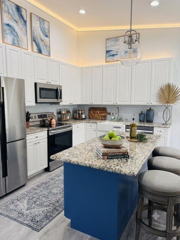 8601 Mangrove Cay, West Palm Beach, FL 33411