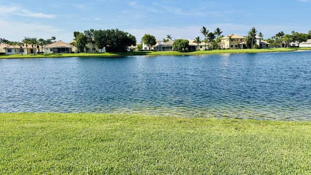 8601 Mangrove Cay, West Palm Beach, FL 33411