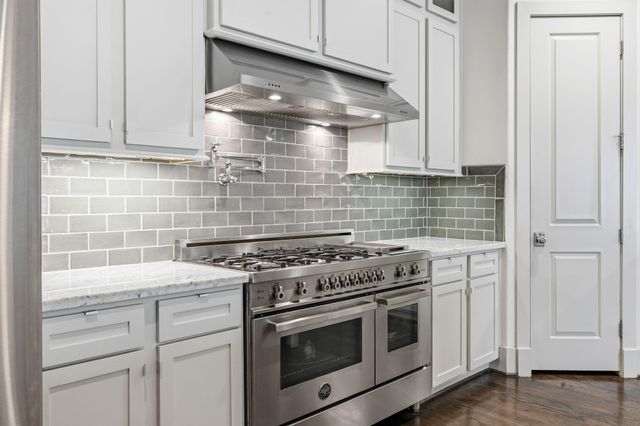 916 Yale Street A, Houston, TX 77008