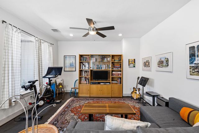 916 Yale Street A, Houston, TX 77008
