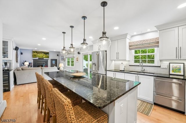 19 Kinder Dr, Bloomfield Twp., NJ 07003