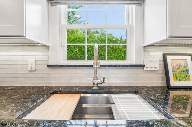 19 Kinder Dr, Bloomfield Twp., NJ 07003