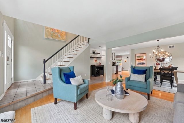 19 Kinder Dr, Bloomfield Twp., NJ 07003