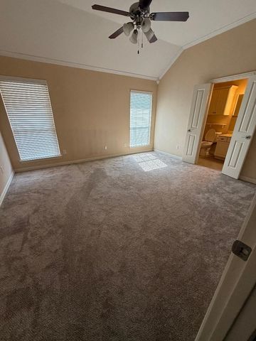 1010 Dawn Court, Granbury, TX 76048