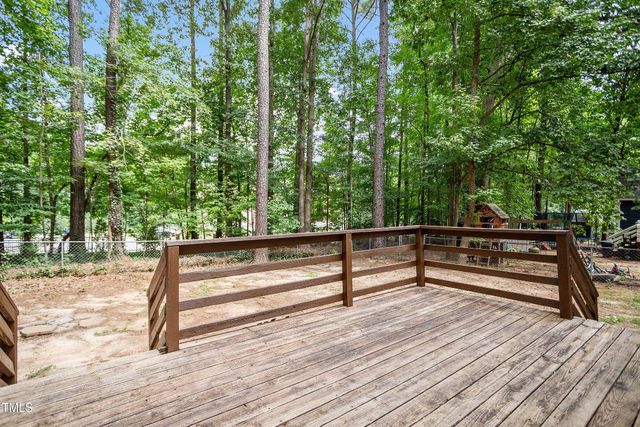 910 Balmoral Drive, Cary, NC 27511