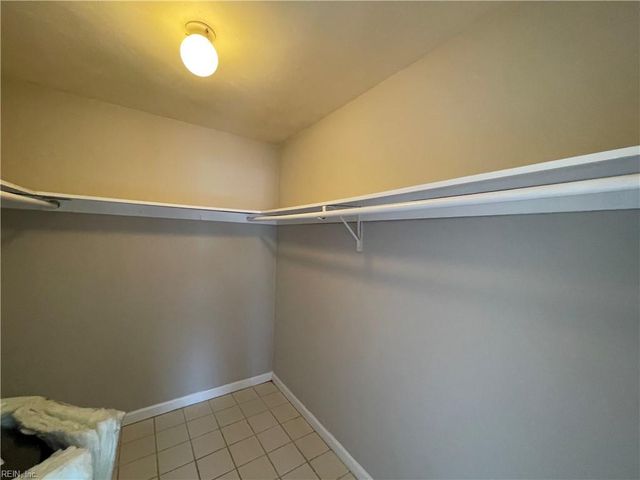 719 Marvin Ave Apt 206, Norfolk, VA 23518