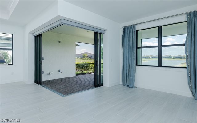 20167 Kingmont DR, Estero, FL 33928