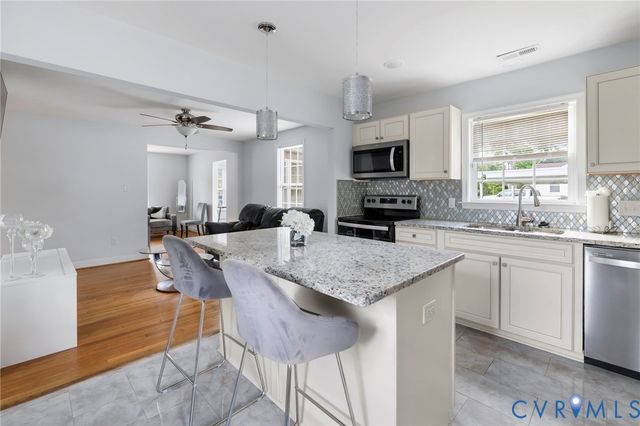 200 Defense Ave, Sandston, VA 23150