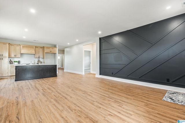2400 BROOKHAVEN AVENUE SW, Birmingham, AL 35211