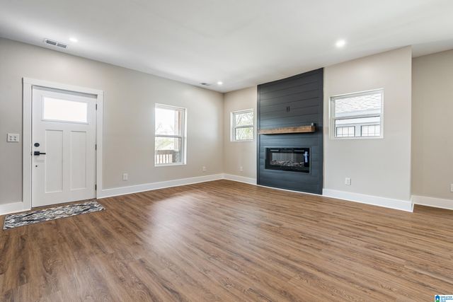 2400 BROOKHAVEN AVENUE SW, Birmingham, AL 35211