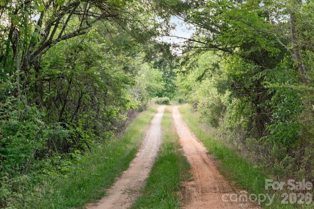 415 Reel Hollow Road, Marion, NC 28752