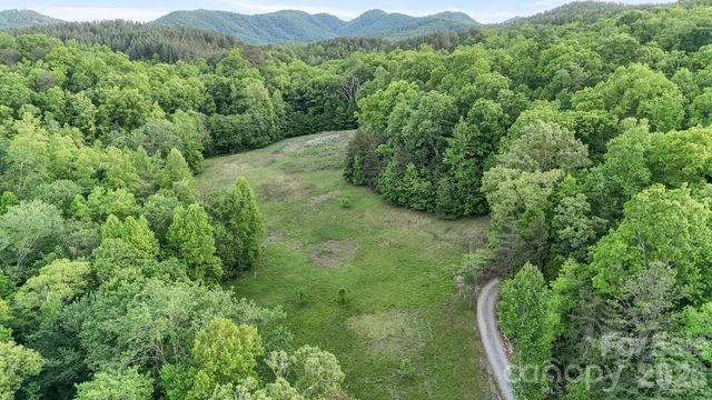 415 Reel Hollow Road, Marion, NC 28752