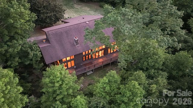 415 Reel Hollow Road, Marion, NC 28752