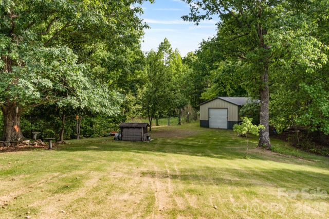 415 Reel Hollow Road, Marion, NC 28752